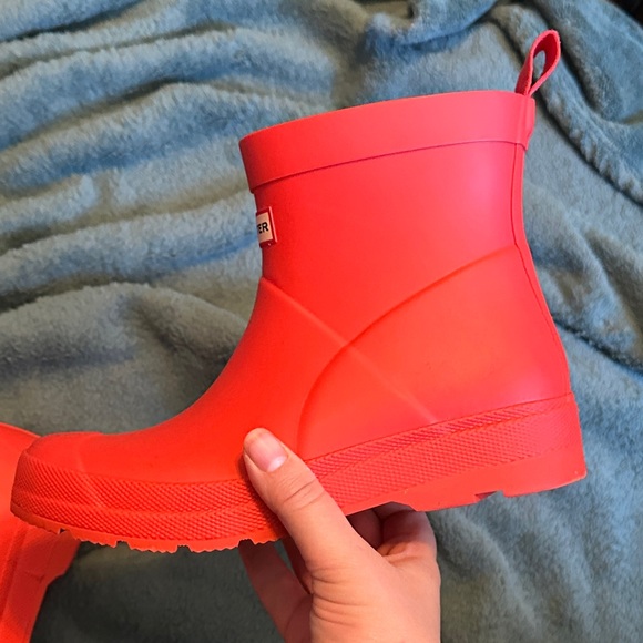 PRICE FIRM NO OFFERS Hunter Women’s  Bright Red Rain Boots - Picture 7 of 14